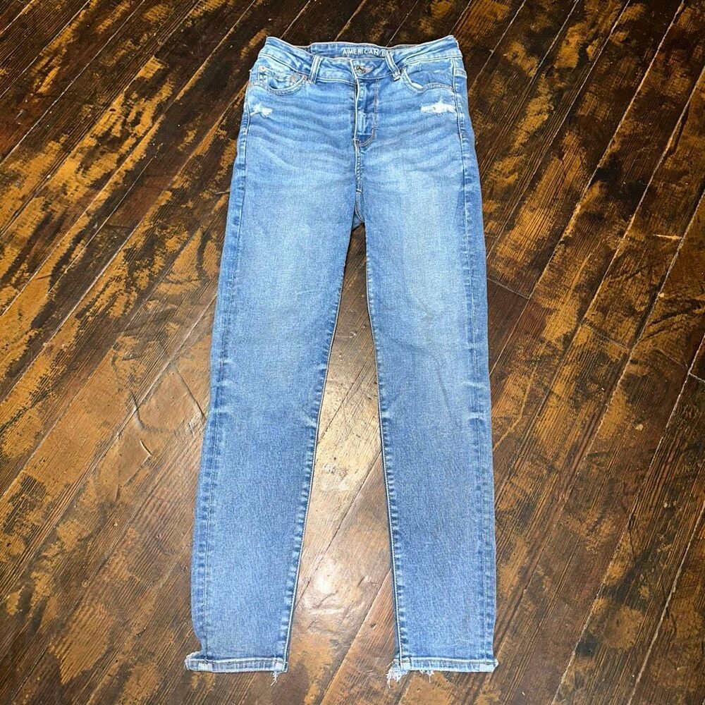 American Eagle hi-rise size 10 distressed jeggings